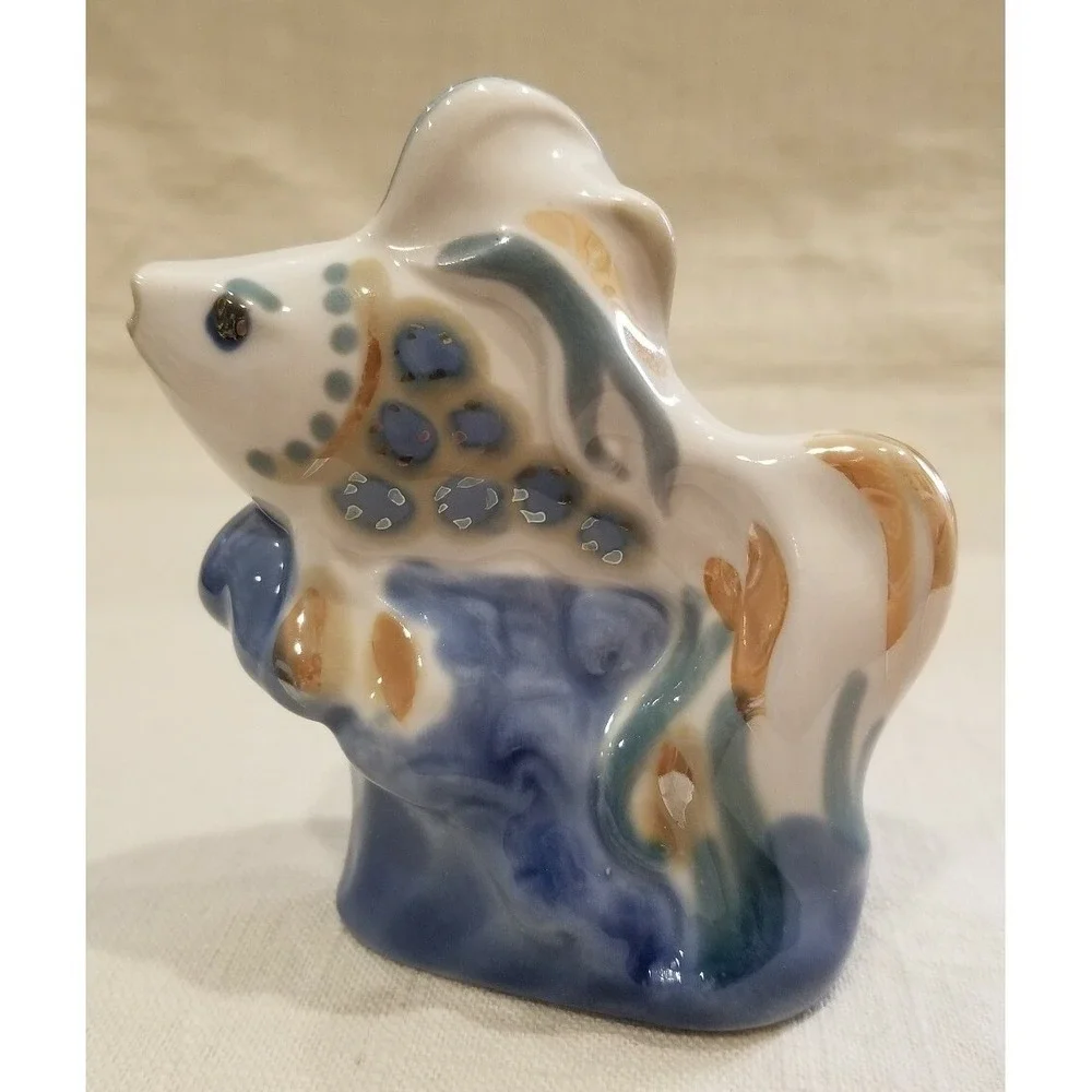 Pair‎ Of 2 Vintage Koi Fish Figurines Marked. 3.75